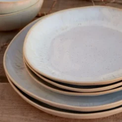 Assiette creuse en grès 