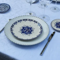 Assiette en céramique