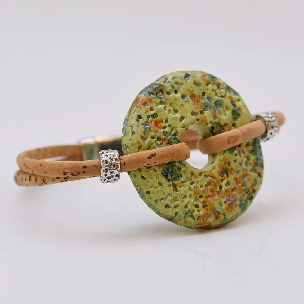Bracelet en liège à médaillon - Vert