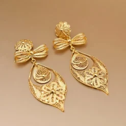 Brincos À Princesa I Boucles d'oreille en argent doré - 9cm
