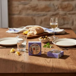 Cantara I Conserve de petites sardines piquantes