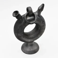 Carafe en terre cuite noire de Bisalhães