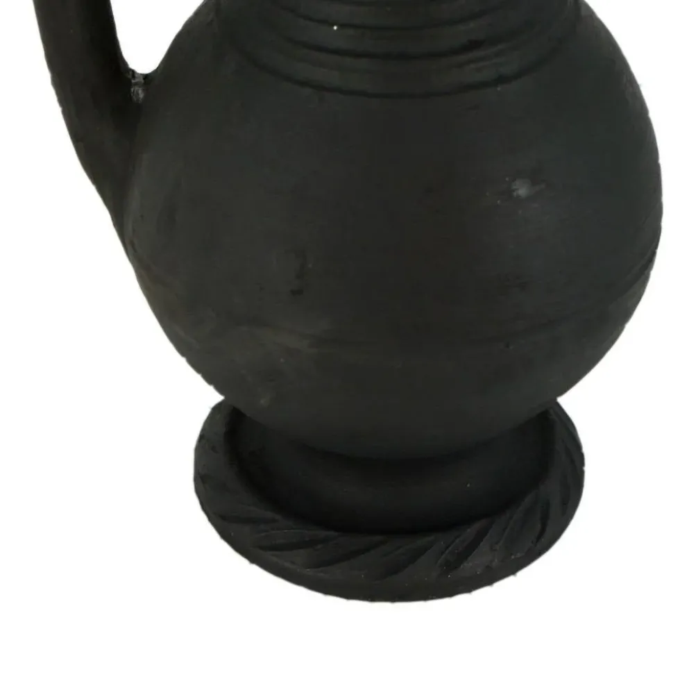 Carafe en terre cuite noire de Bisalhães