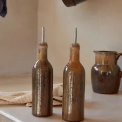 Carafe à huile en grès “Poterie”