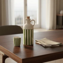 Carafe à huile rayée