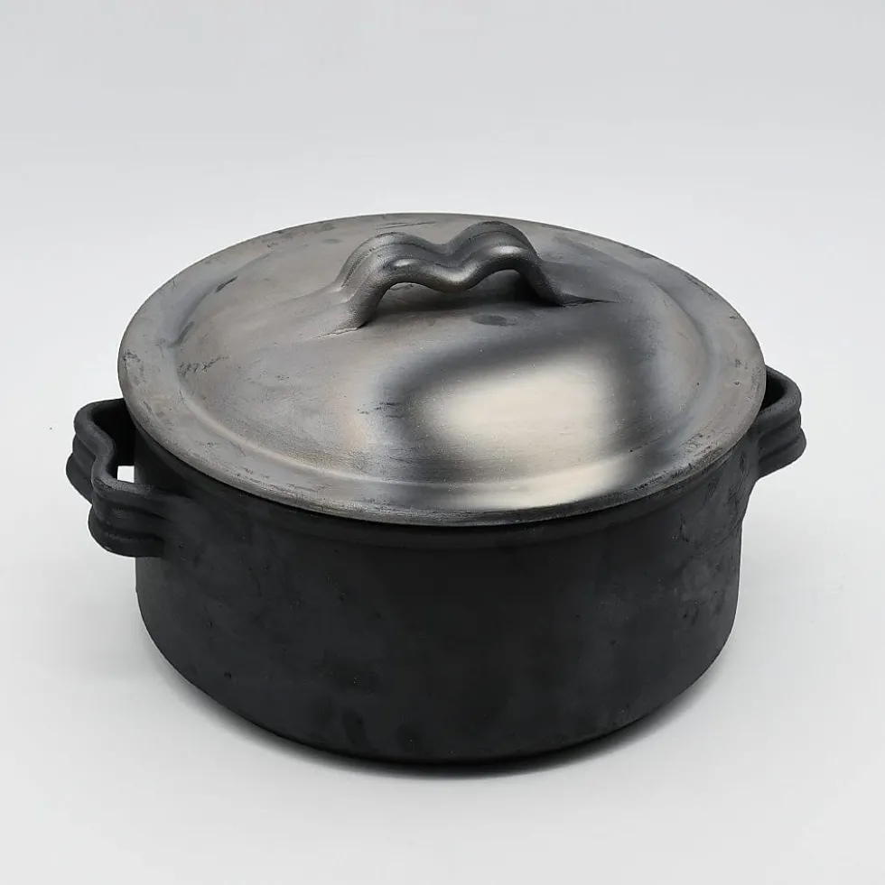 Cocotte en terre cuite noire de Bisalhães