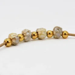 Collier en liège et perles - Gris