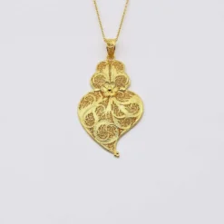 Coração de Viana I Pendentif en argent doré - 6cm