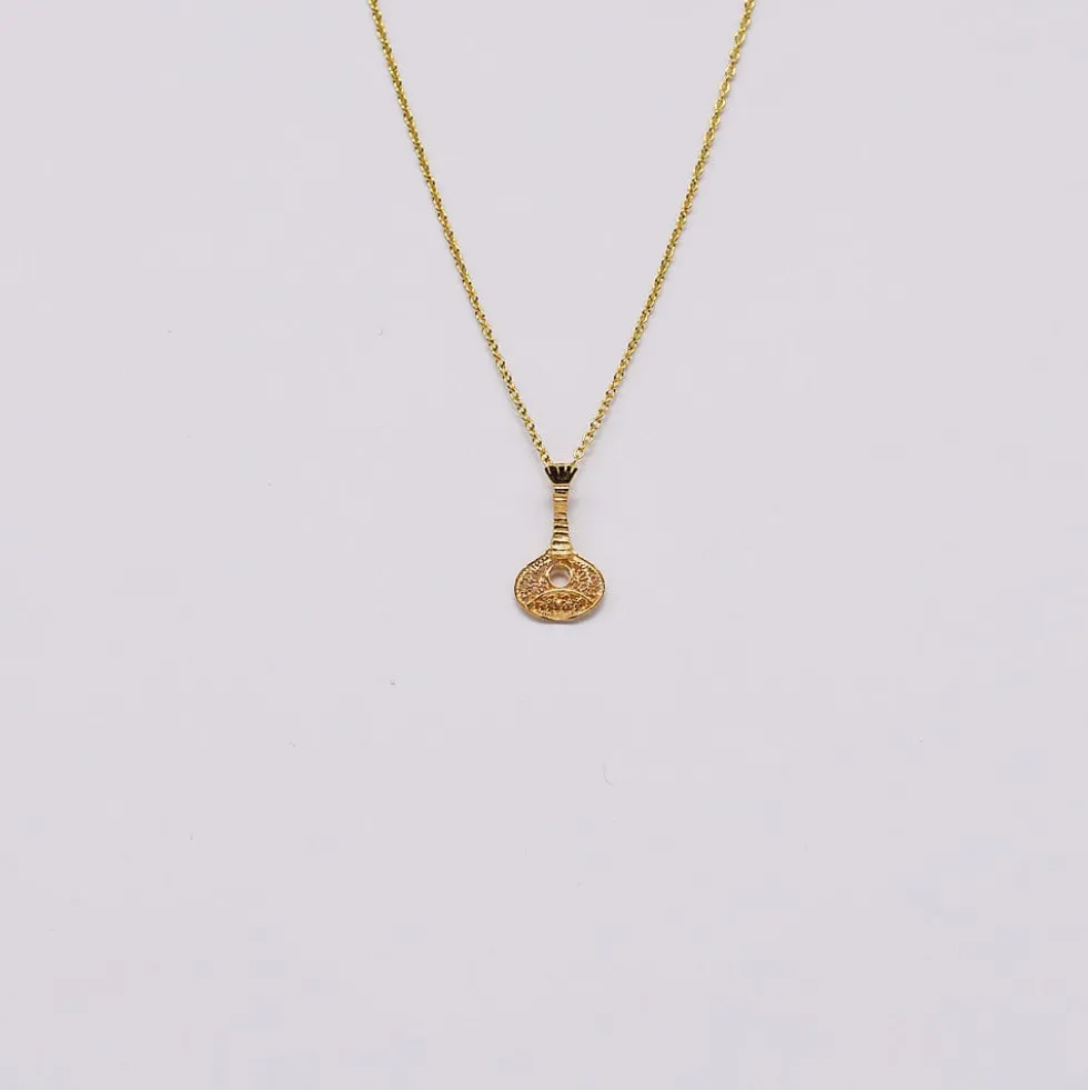 Fado I Collier en argent doré