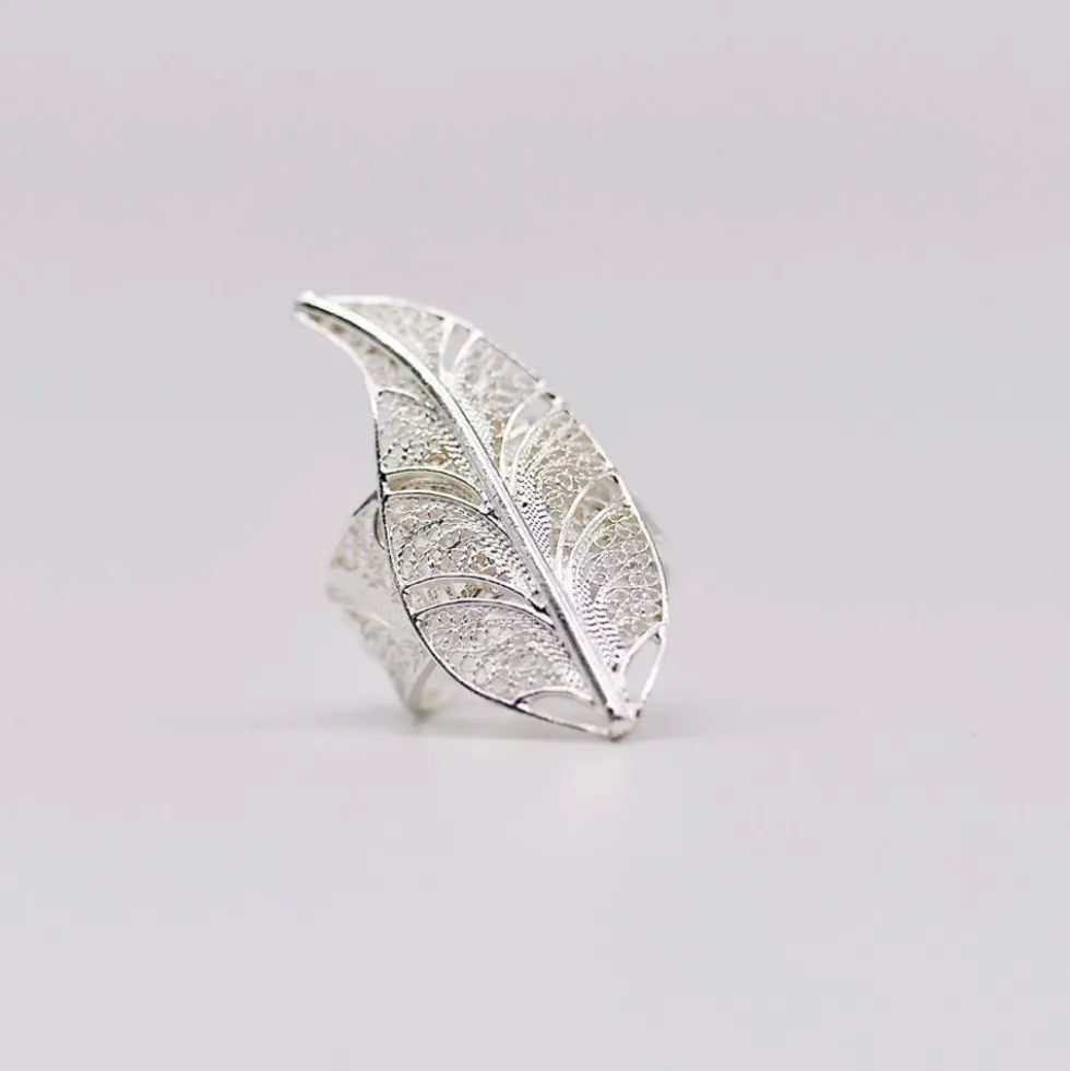 Folha I Bague en filigrane d'argent
