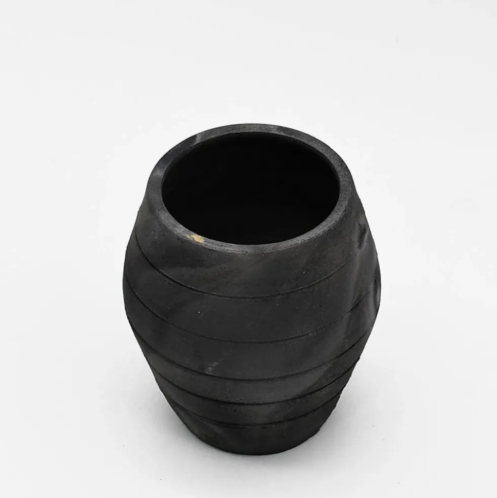 Gobelet en terre cuite noire de Bisalhães