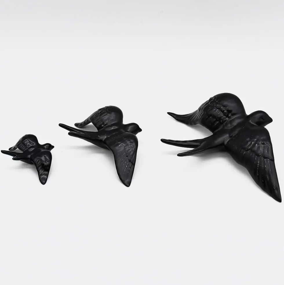 Hirondelle de Caldas da Rainha en céramique noire mate