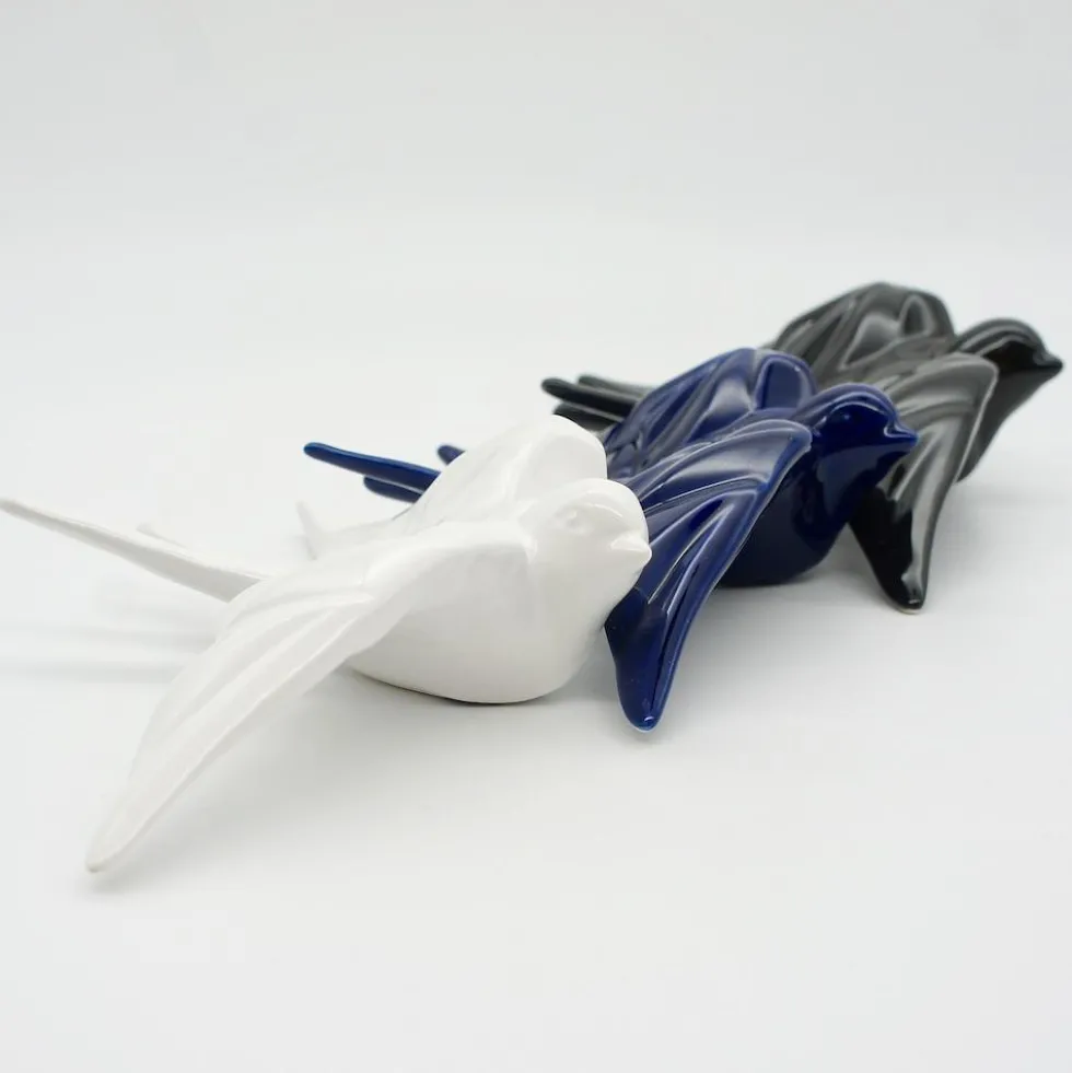 Hirondelle lisse en céramique noire