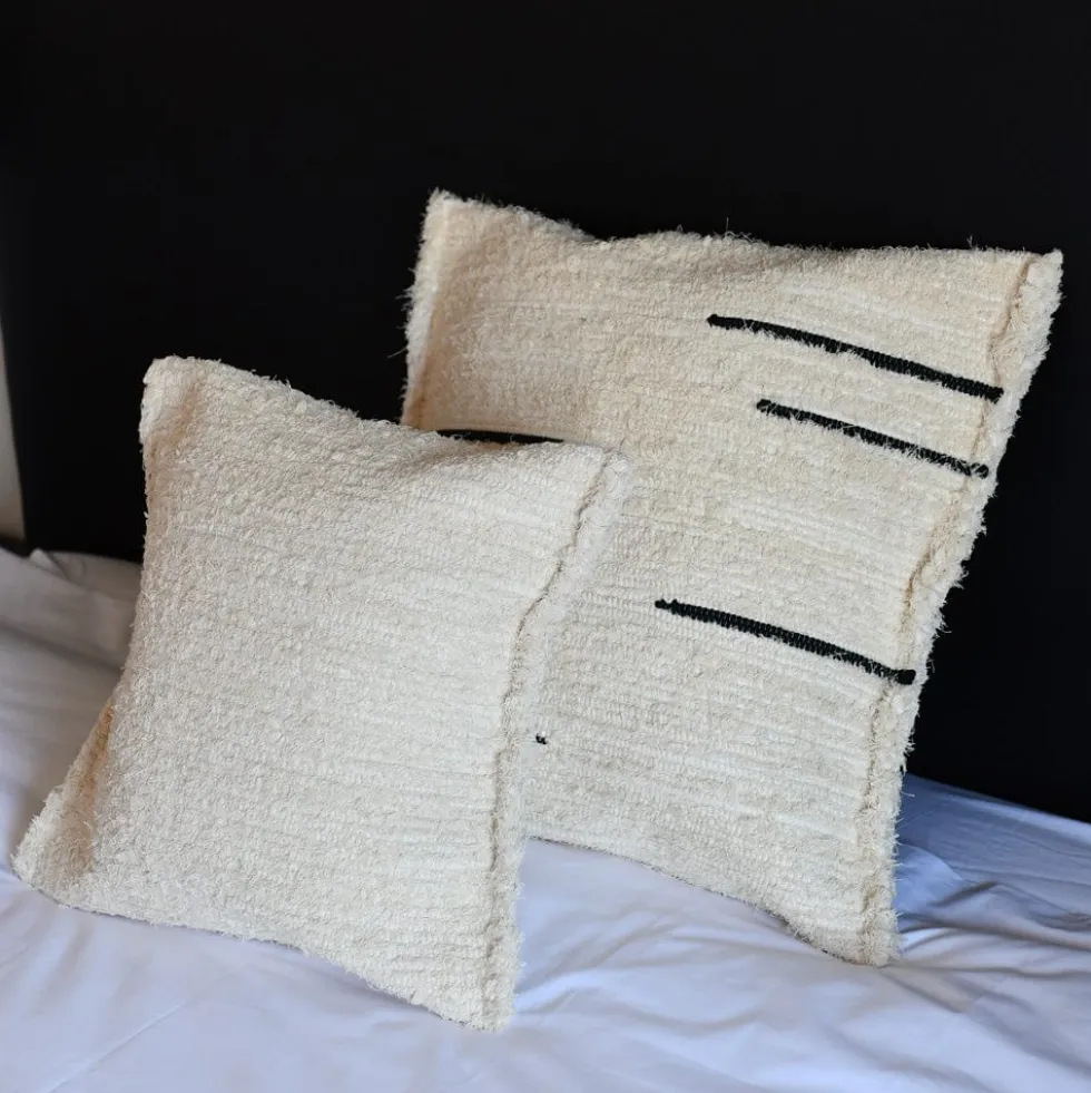 Housse de coussin en fibres recyclées "Mara"