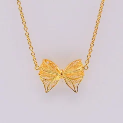Laço I Collier en argent doré