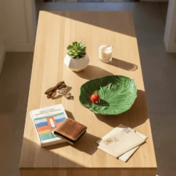 Petite assiette en céramique