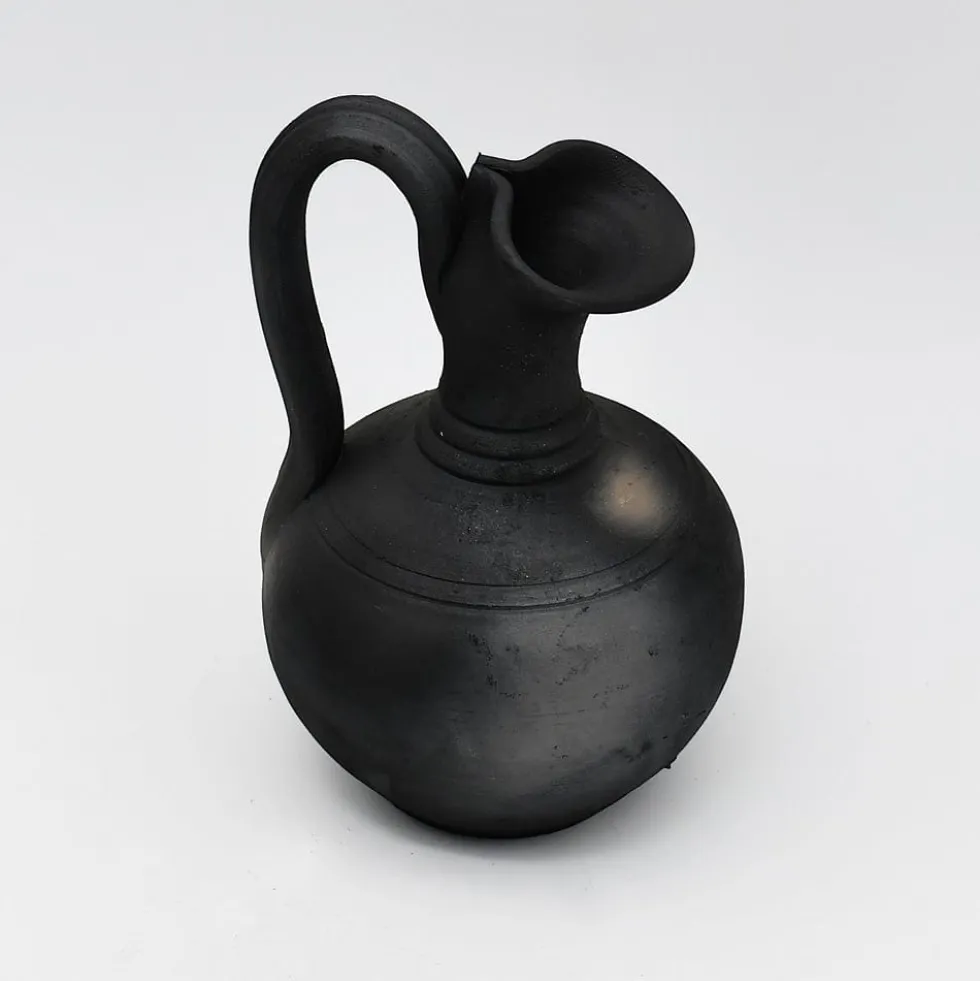 Petite cruche en terre cuite noire de Bisalhães - 13cm