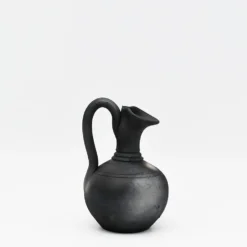 Petite cruche en terre cuite noire de Bisalhães - 13cm