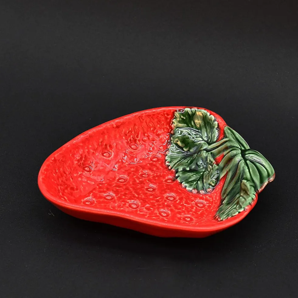 Petit plat de service en céramique en forme de fraise
