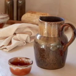 Pichet en grès “Poterie”