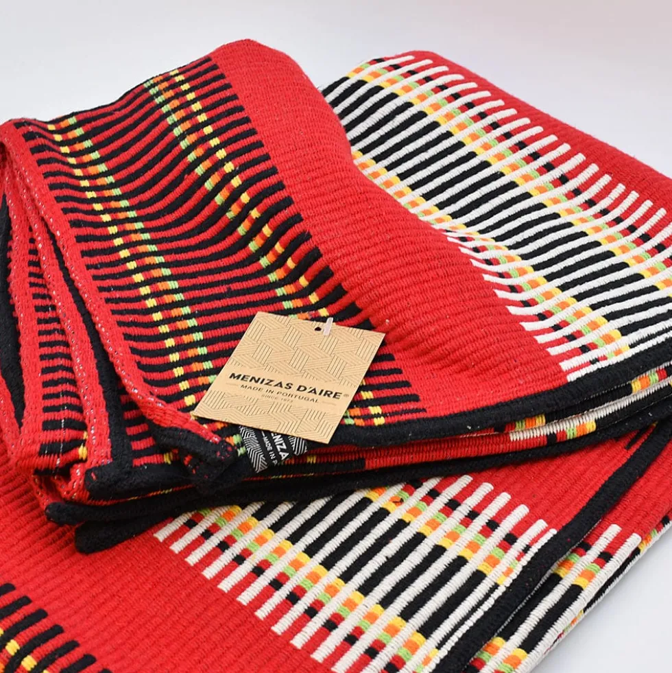 Plaid traditionnel à galon "Manta de Mira de Aire" - Rouge