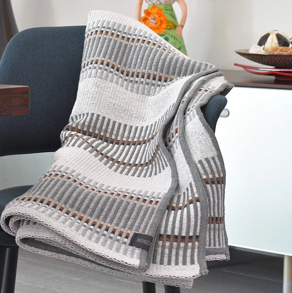 Plaid traditionnel à galon "Manta de Mira de Aire" - Gris