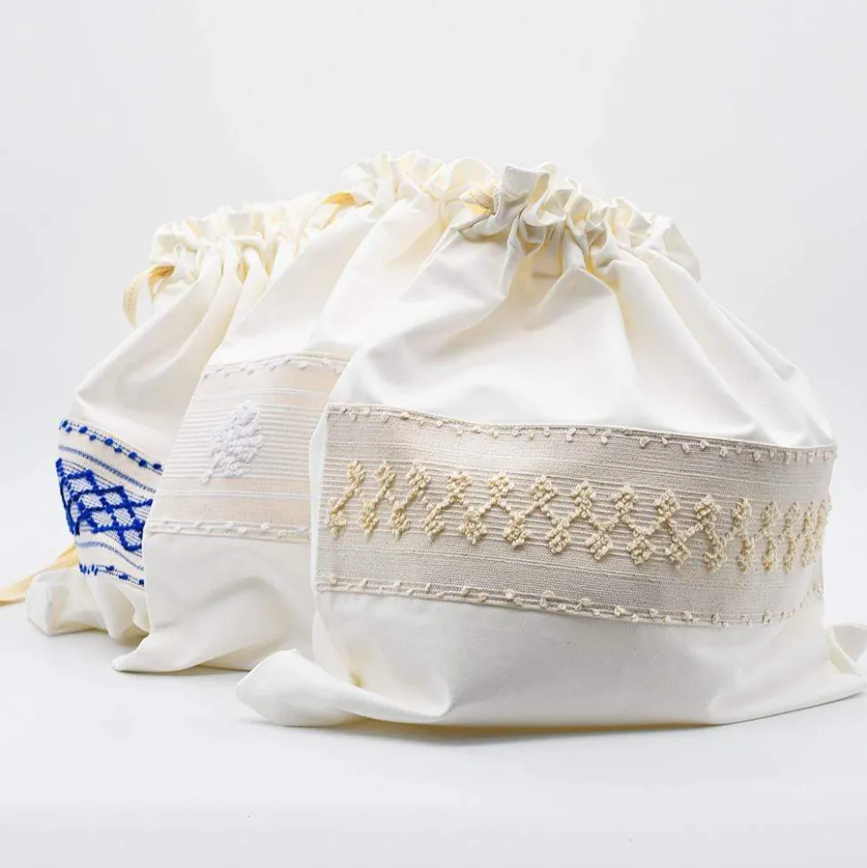 Sac pochette en lin brodé beige 40x40cm