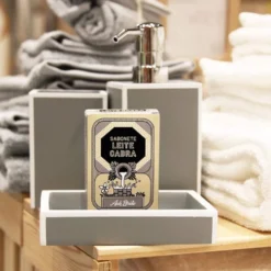 Savon hydratant au lait de chèvre