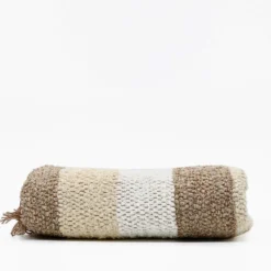 Tapis Artisanal rayé - Blanc. beige. marron
