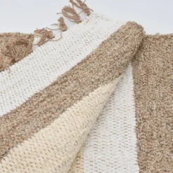 Tapis Artisanal rayé - Blanc. beige. marron