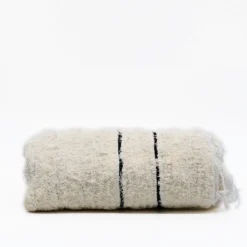 Tapis artisanal rayé - Écru et noir