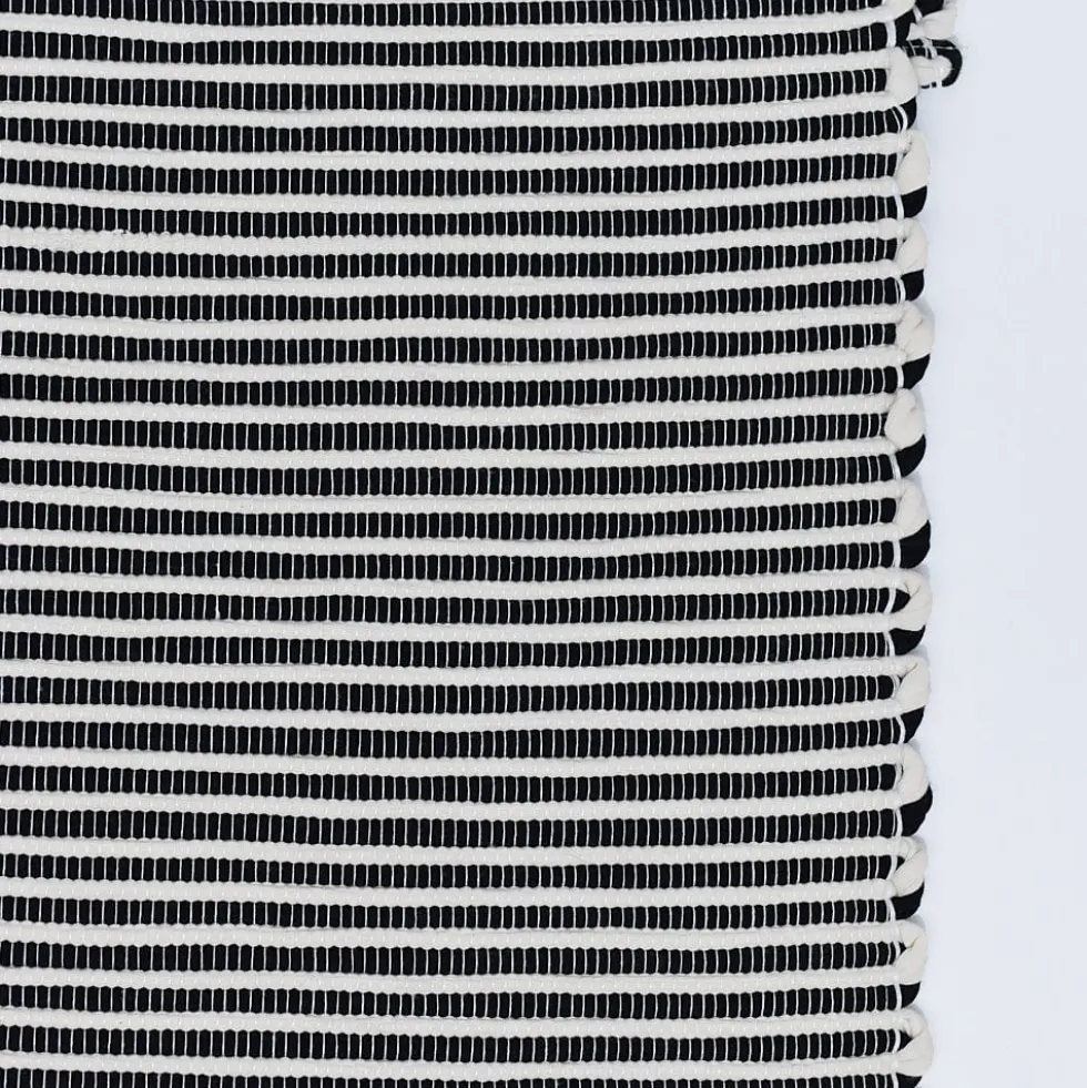 Tapis artisanal rayé Noir & Blanc 200x140