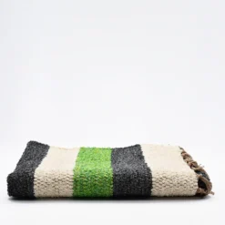 Tapis Artisanal rayé - Vert. gris. beige