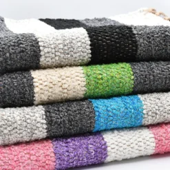 Tapis Artisanal rayé - Vert. gris. beige