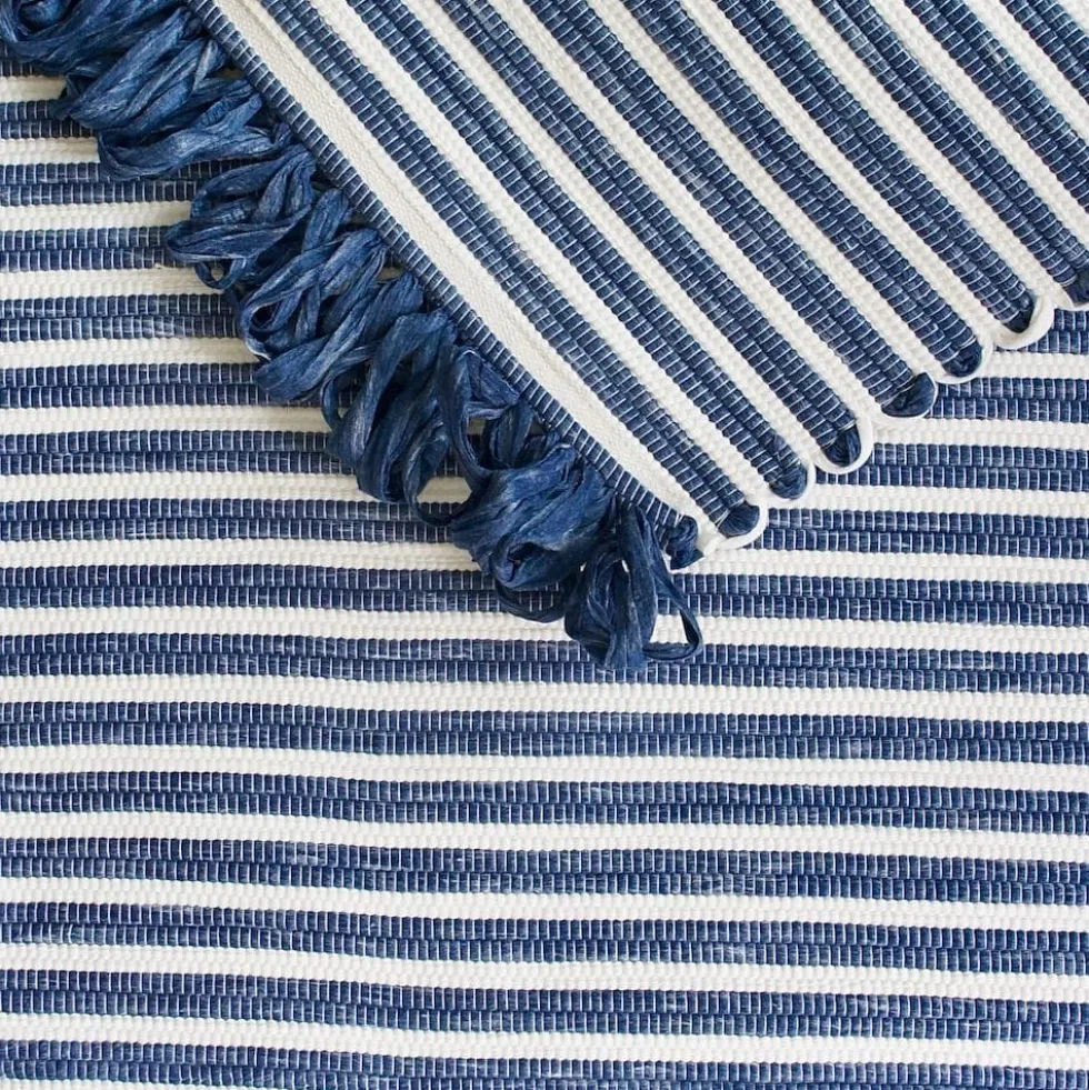 Tapis coton rayé bleu et blanc