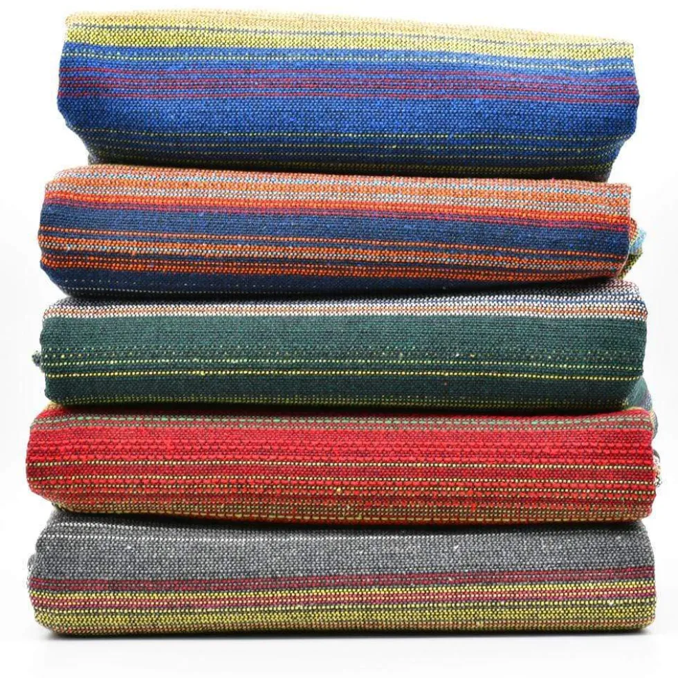 Tapis fin en coton 210x150 - Rouge