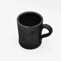 Tasse en terre cuite noire de Bisalhães