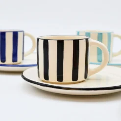 Tasse et sous-tasse rayés "Costa Nova Mar" - Noir