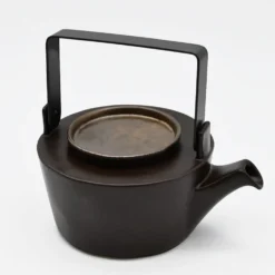 Théière en grès bronze